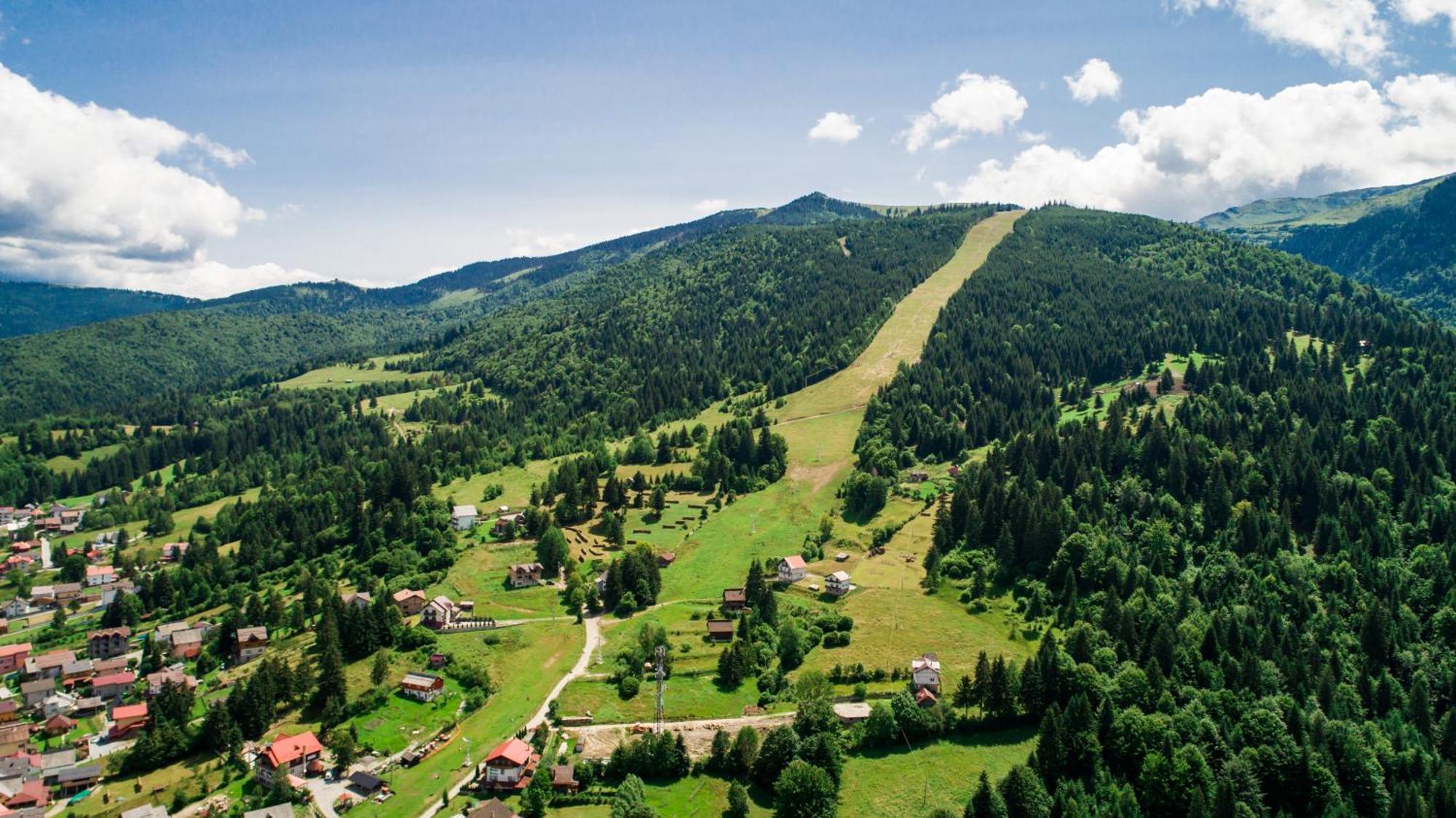 Hotel Roman Maramures - Ski & Spa Resort Statjunea Borsa Exterior photo